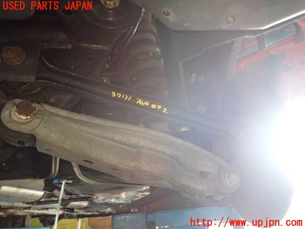 1UPJ-9237715205]BMW X1(VL20 E84)右リアロアアーム2 中古_2