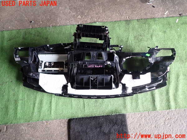 1UPJ-9237717505]BMW X1(VL20 E84)ダッシュボード 中古_5