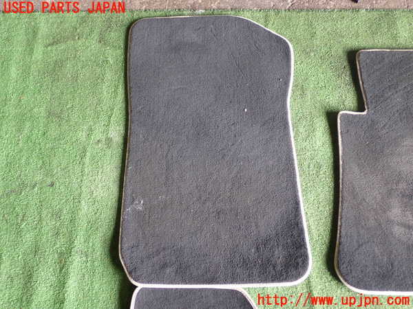 1UPJ-9237717800]BMW X1(VL20 E84)フロアマット 中古_3