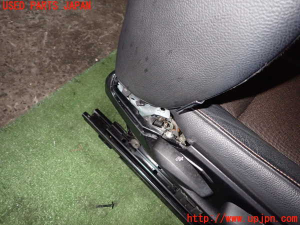 1UPJ-9237717035]BMW X1(VL20 E84)運転席シート 中古_2