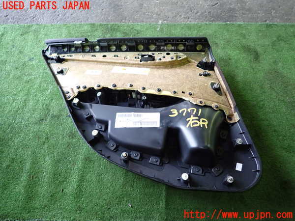 1UPJ-9237711294]BMW X1(VL20 E84)右後ドア内張り 中古_5