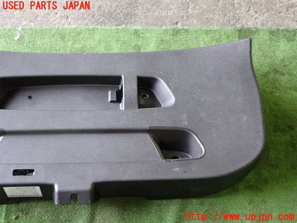 1UPJ-9237711578]BMW X1(VL20 E84)バックドア内張り 中古_2