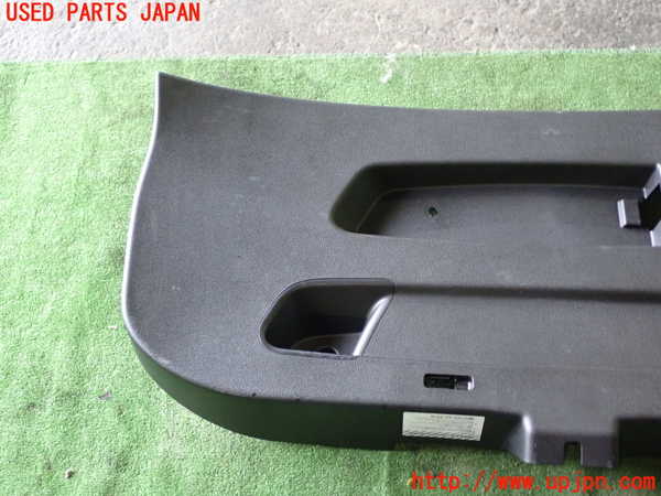 1UPJ-9237711578]BMW X1(VL20 E84)バックドア内張り 中古_3