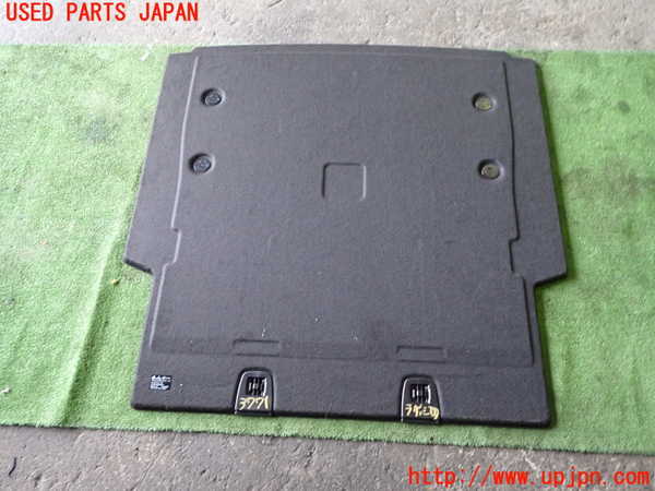 1UPJ-9237717771]BMW X1(VL20 E84)ラゲッジトレイ1 中古_2