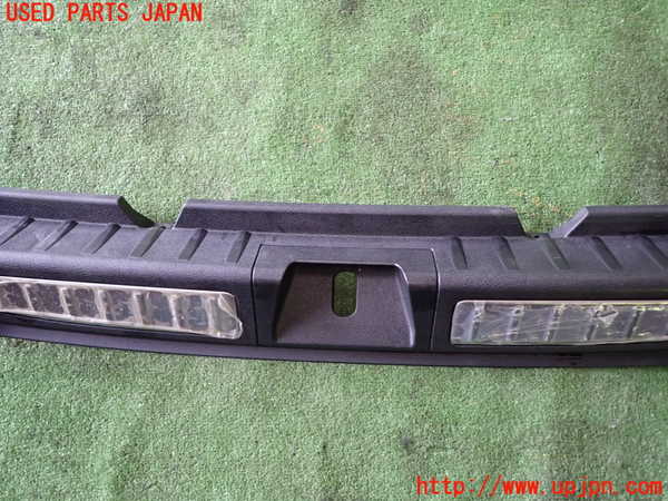 1UPJ-9237717773]BMW X1(VL20 E84)ラゲッジトレイ3 中古_3