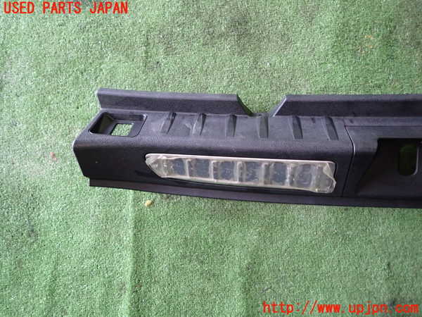 1UPJ-9237717773]BMW X1(VL20 E84)ラゲッジトレイ3 中古_4