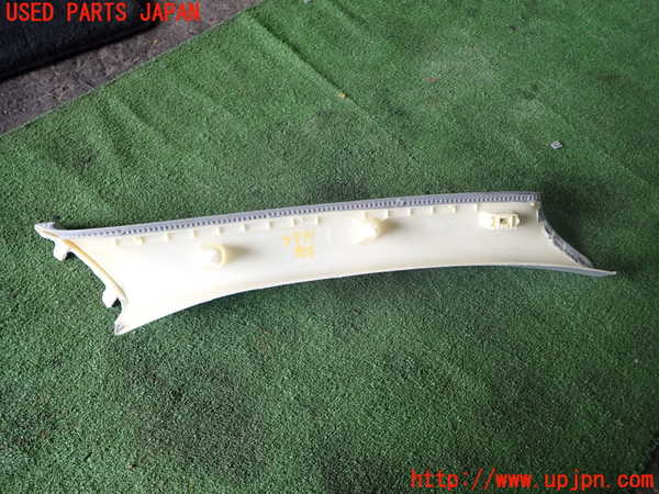 1UPJ-9237717660]BMW X1(VL20 E84)左フロントピラートリム 中古_4