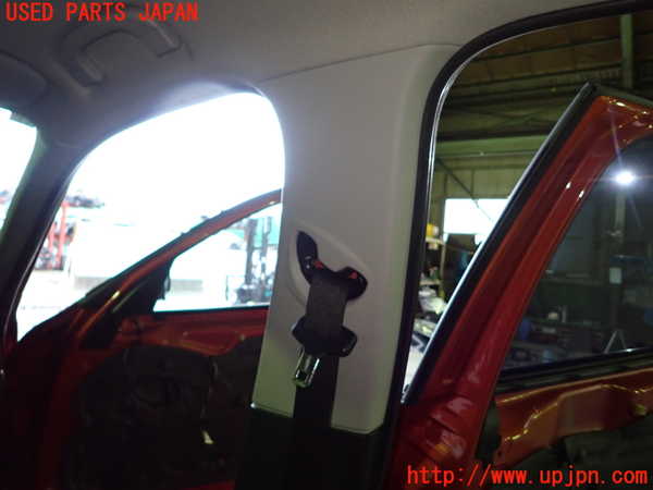 1UPJ-9237717665]BMW X1(VL20 E84)右センターピラートリム 中古_2