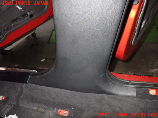 1UPJ-9237717665]BMW X1(VL20 E84)右センターピラートリム 中古_4