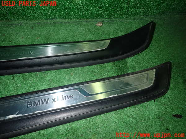 1UPJ-9237717740]BMW X1(VL20 E84)スカッフプレート 中古_2