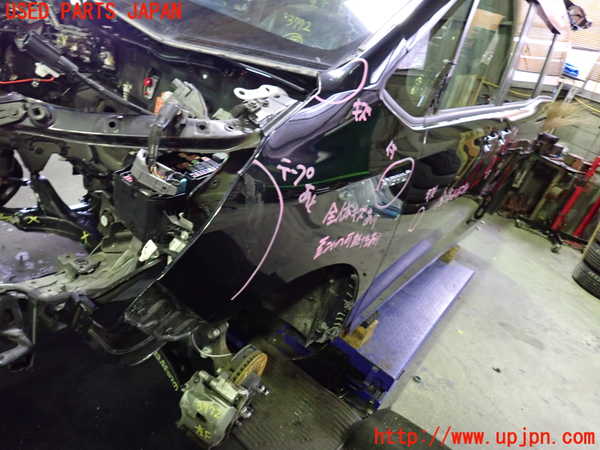 1UPJ-9237721082]ヴォクシーハイブリッド(ノアハイブリッド)(ZWR80G)左前フェンダー 中古_3