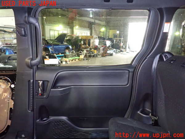 1UPJ-9237721290]ヴォクシーハイブリッド(ノアハイブリッド)(ZWR80G)右後ドア 中古(43R-007953 M2P3)_5