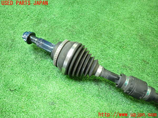 1UPJ-9237724015]ヴォクシーハイブリッド(ノアハイブリッド)(ZWR80G)左フロントドライブシャフト 中古_3
