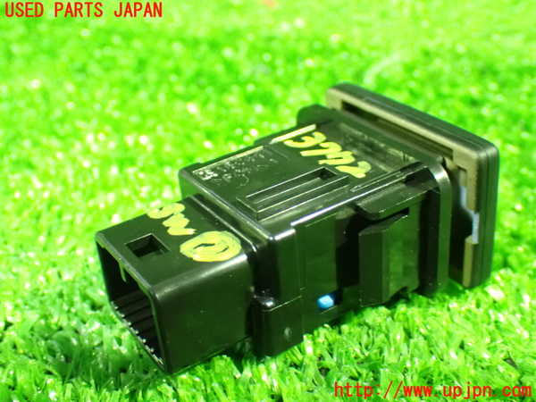 1UPJ-9237726312]ヴォクシーハイブリッド(ノアハイブリッド)(ZWR80G)スイッチ7 中古_2