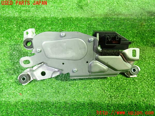 1UPJ-9237726775]ヴォクシーハイブリッド(ノアハイブリッド)(ZWR80G)リアワイパーモーター 中古_2