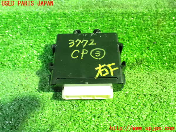 1UPJ-9237726148]ヴォクシーハイブリッド(ノアハイブリッド)(ZWR80G)コンピューター3 中古_2