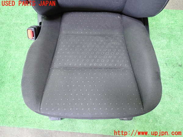 1UPJ-9237727065]ヴォクシーハイブリッド(ノアハイブリッド)(ZWR80G)助手席シート 中古_3