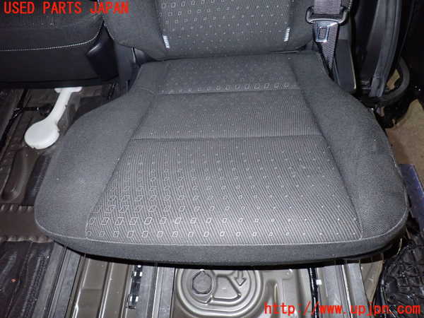 1UPJ-9237727175]ヴォクシーハイブリッド(ノアハイブリッド)(ZWR80G)左2列目シート 中古_3
