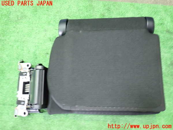 1UPJ-9237727235]ヴォクシーハイブリッド(ノアハイブリッド)(ZWR80G)右3列目シート 中古_4