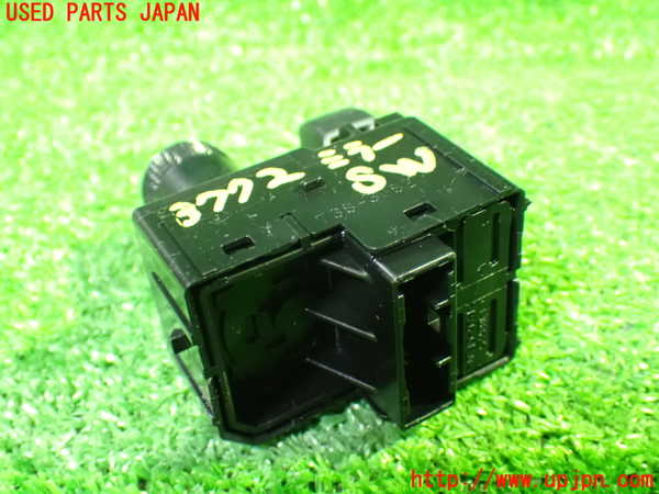 1UPJ-9237726280]ヴォクシーハイブリッド(ノアハイブリッド)(ZWR80G)ミラースイッチ 中古_2