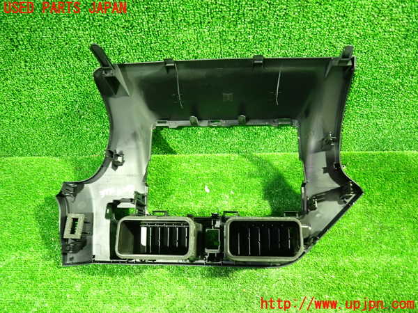 1UPJ-9237727528]ヴォクシーハイブリッド(ノアハイブリッド)(ZWR80G)エアコン吹き出し口3 (真中) 中古_2