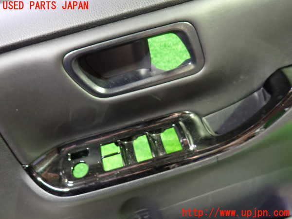 1UPJ-9237721234]ヴォクシーハイブリッド(ノアハイブリッド)(ZWR80G)右前ドア内張り 中古_2