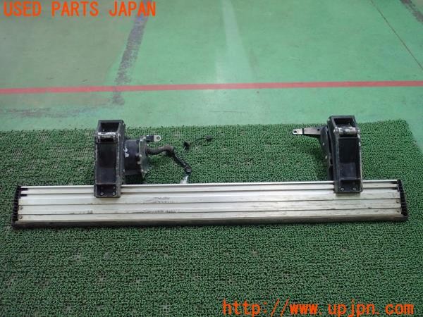 3UPJ=9237730025]デリカD:5(CV1W)後期 純正 オートサイドステップ 電動サイドステップ 左 中古_3
