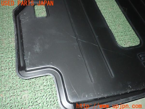 3UPJ=9237730634]デリカD:5(CV1W)純正 ラゲッジトレイ ラゲッジマット トランクマット 中古_4