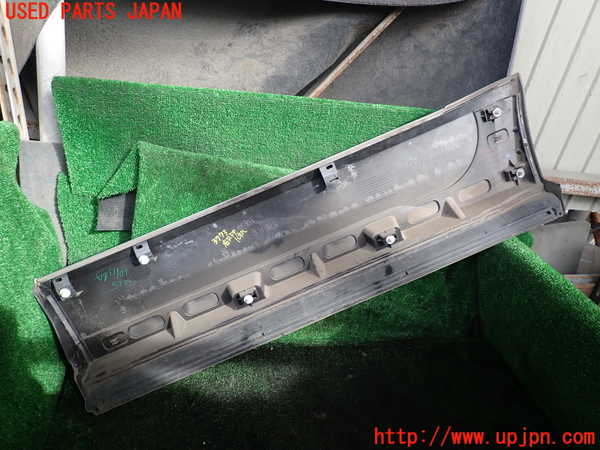 1UPJ-9237731292]デリカD：5(CV1W)右後ドアパネル 中古_4