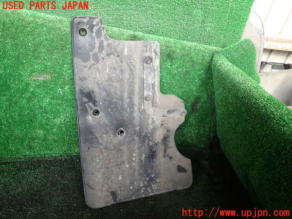 1UPJ-9237731454]デリカD：5(CV1W)右リアマッドガード(泥除け) 中古_3