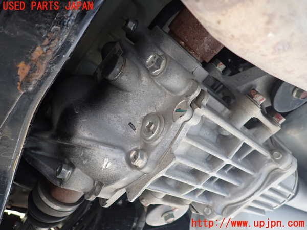 1UPJ-9237734355]デリカD：5(CV1W)リアデフ 中古_2