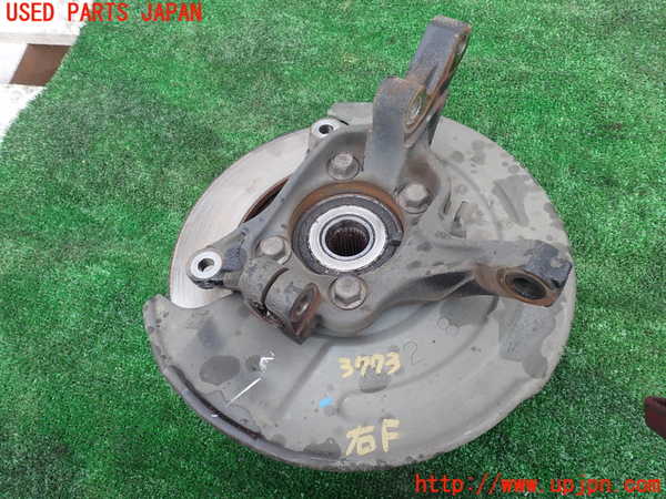 1UPJ-9237734290]デリカD：5(CV1W)右フロントナックルハブ 中古_2