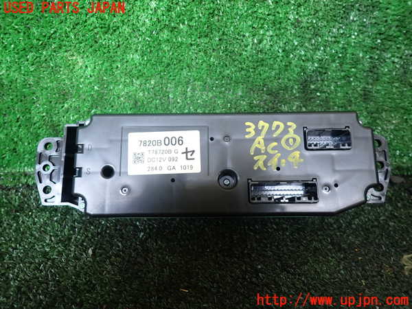 1UPJ-9237736066]デリカD：5(CV1W)エアコンスイッチ1 中古_3