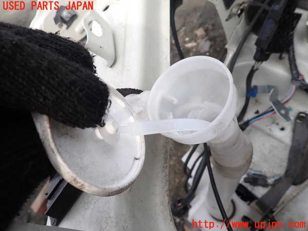 1UPJ-9237736791]デリカD：5(CV1W)ウォッシャータンク1 中古_4