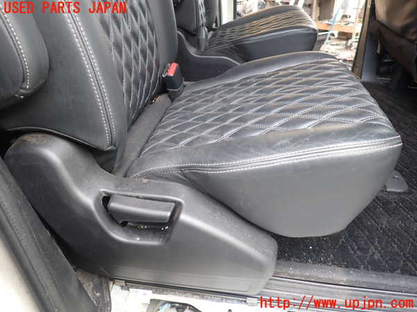 1UPJ-9237737145]デリカD：5(CV1W)右2列目シート 中古_4