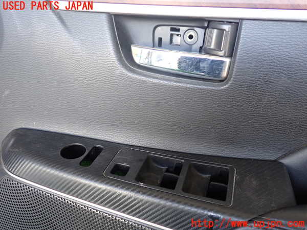 1UPJ-9237731234]デリカD：5(CV1W)右前ドア内張り 中古_2