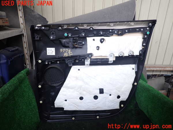 1UPJ-9237731264]デリカD：5(CV1W)左前ドア内張り 中古_4