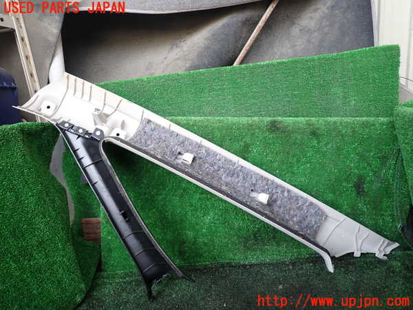 1UPJ-9237737655]デリカD：5(CV1W)右フロントピラートリム 中古_3