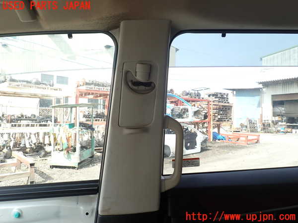 1UPJ-9237737665]デリカD：5(CV1W)右センターピラートリム 中古_2