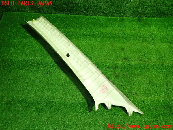 1UPJ-9237747655]アコード ユーロR(CL7)右フロントピラートリム 中古_3