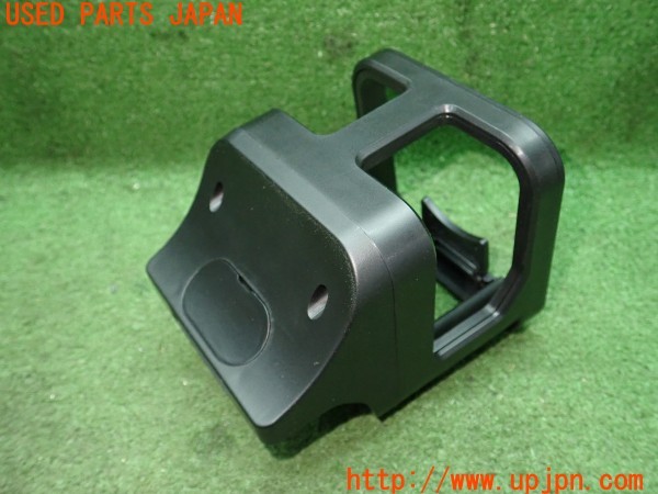 3UPJ=9237750631]ジムニーシエラ JC(JB74W 3型)社外 ドリンクホルダー 中古_3