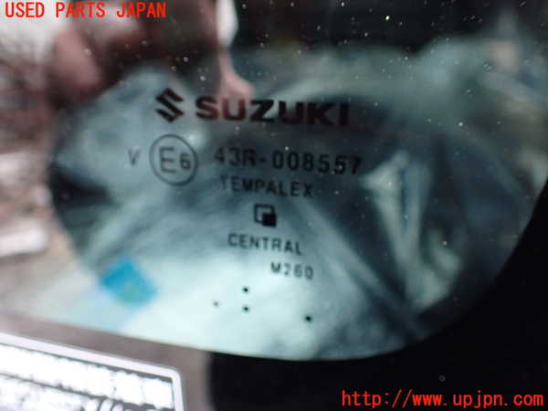 1UPJ-9237751380]ジムニー シエラ(JB74W)右クォーターガラス CENTRAL M260 中古_3