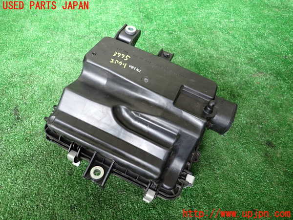 1UPJ-9237752560]ジムニー シエラ(JB74W)エアクリーナーボックス 中古_3
