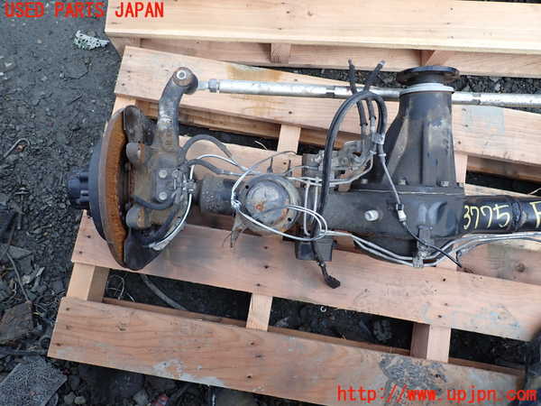 1UPJ-9237754370]ジムニー シエラ(JB74W)フロントデフホーシング 中古_4