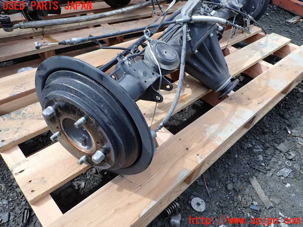 1UPJ-9237754400]ジムニー シエラ(JB74W)リアデフホーシング 中古_2