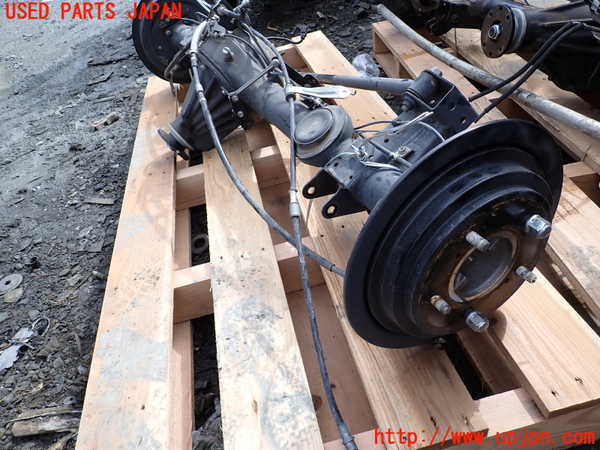 1UPJ-9237754400]ジムニー シエラ(JB74W)リアデフホーシング 中古_3