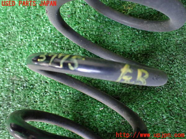 1UPJ-9237755105]ジムニー シエラ(JB74W)左リアスプリング 中古_2