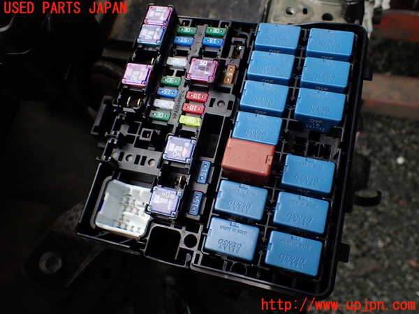 1UPJ-9237756741]ジムニー シエラ(JB74W)ヒューズボックス1 中古_2