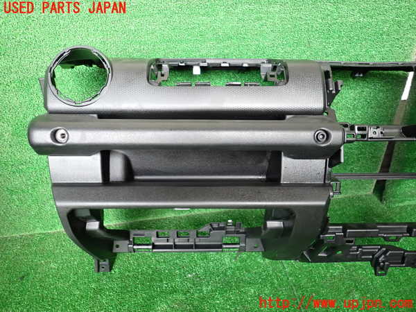 1UPJ-9237757505]ジムニー シエラ(JB74W)ダッシュボード 中古_2