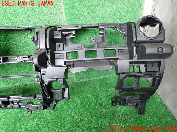 1UPJ-9237757505]ジムニー シエラ(JB74W)ダッシュボード 中古_3